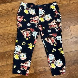 Old Navy Harper floral pants size 14